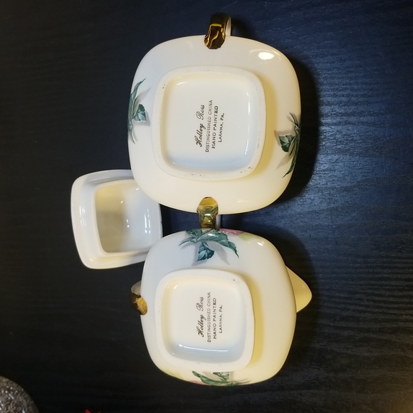 Gold trimmed Rose Creamer and Sugar - Picture 3 of 13